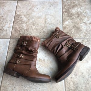 Super Cute Brown Sweater Cuff Booties - Sz US 7